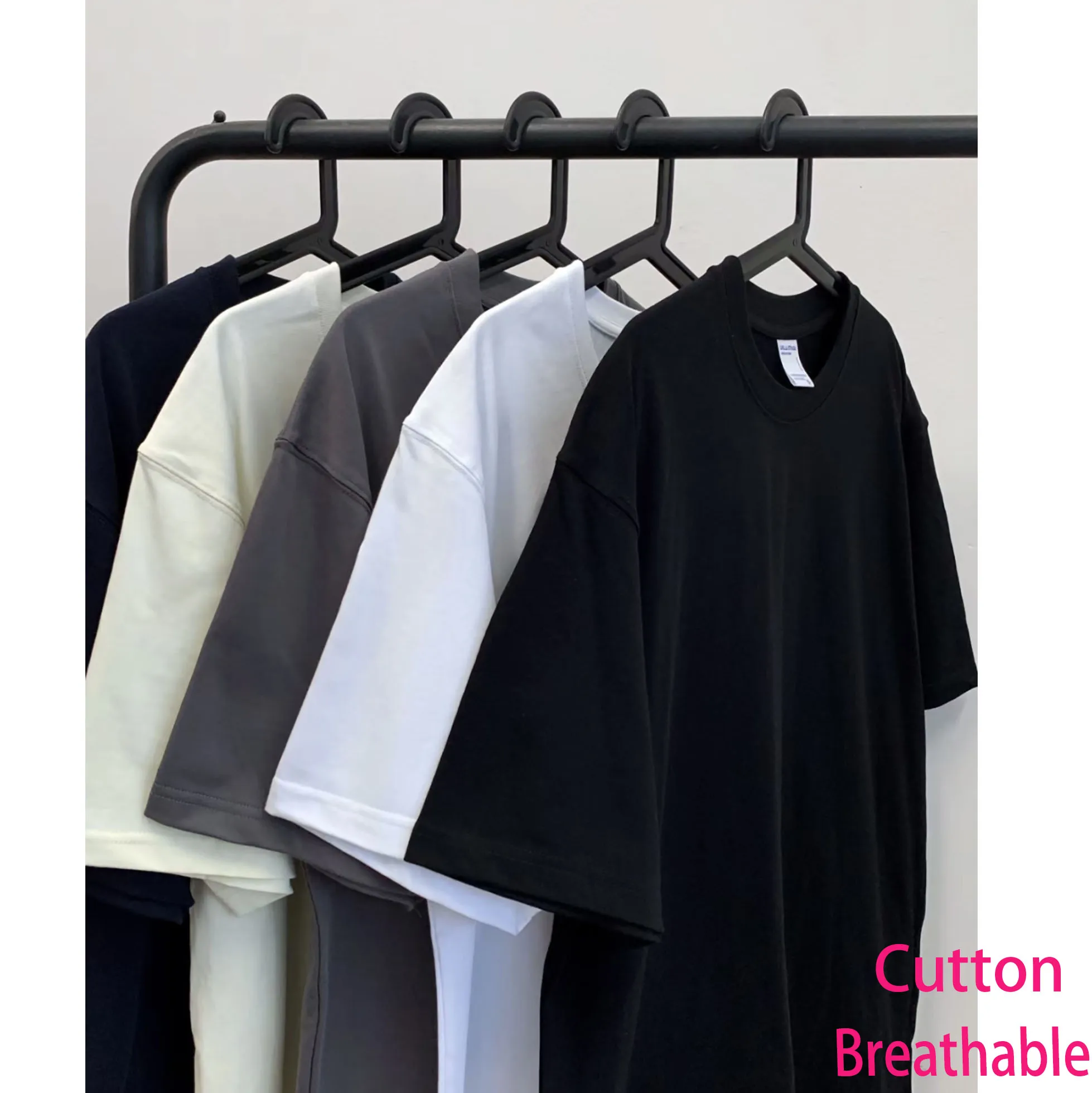 เสื้อยืดลาย 